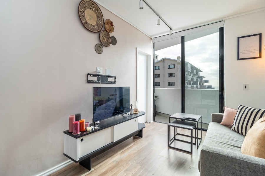 1 Bedroom Property for Sale in Sea Point Western Cape